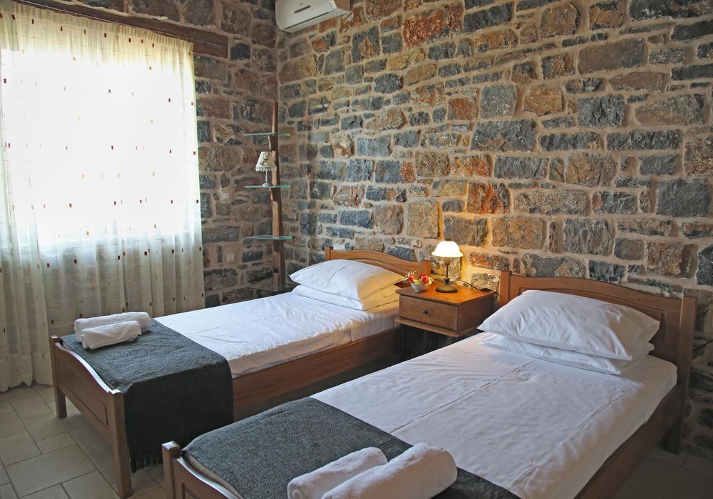 Appartement Kalo Nero *